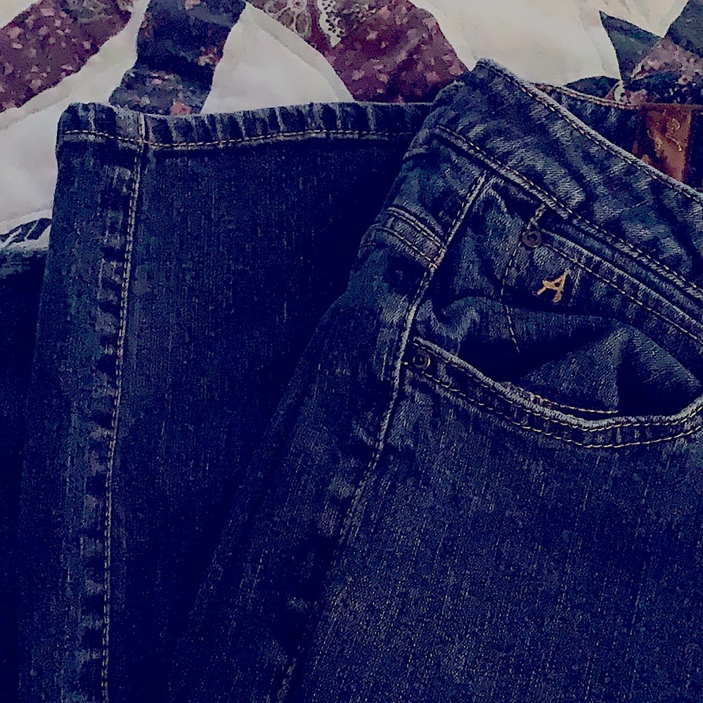 AURO JEANS